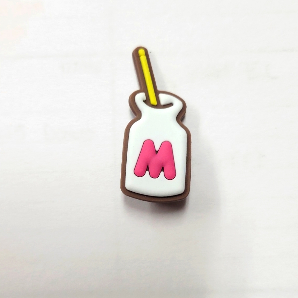 4/$10 💥 Milk Croc Charm